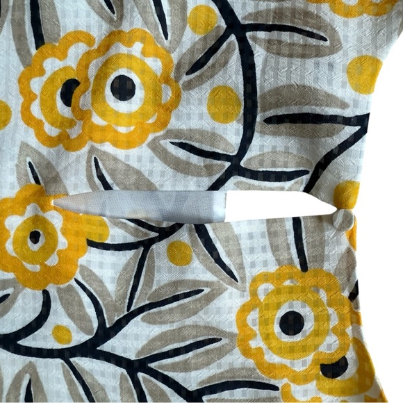 Ann taylor factory Floral Top in Yellow and navy - Picture 5 of 7
